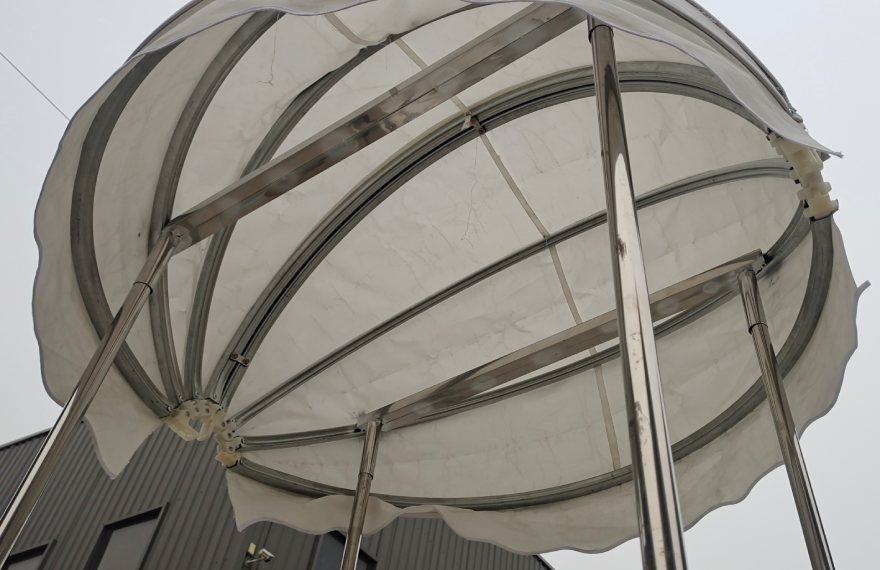 awning of the gelato ice cream tricycle